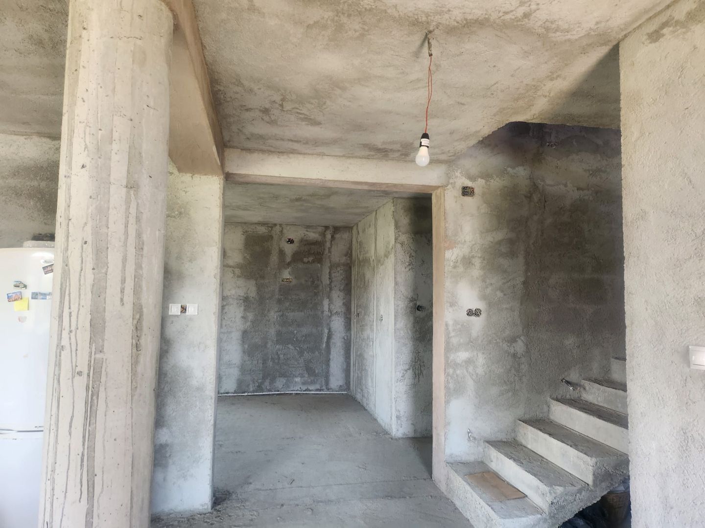 Casa de vanzare Geamana - Poză 3