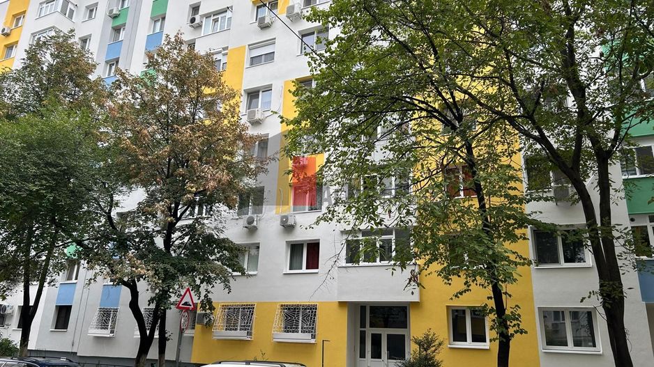 APARTAMENT 3  CAMERE - Poză 9