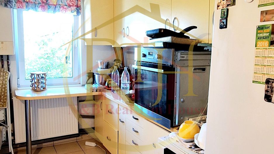 Apartament 3 camere, decomandat,2 bai,Bloc Izolat termic, Dambovita 0% Comision - Poză 11