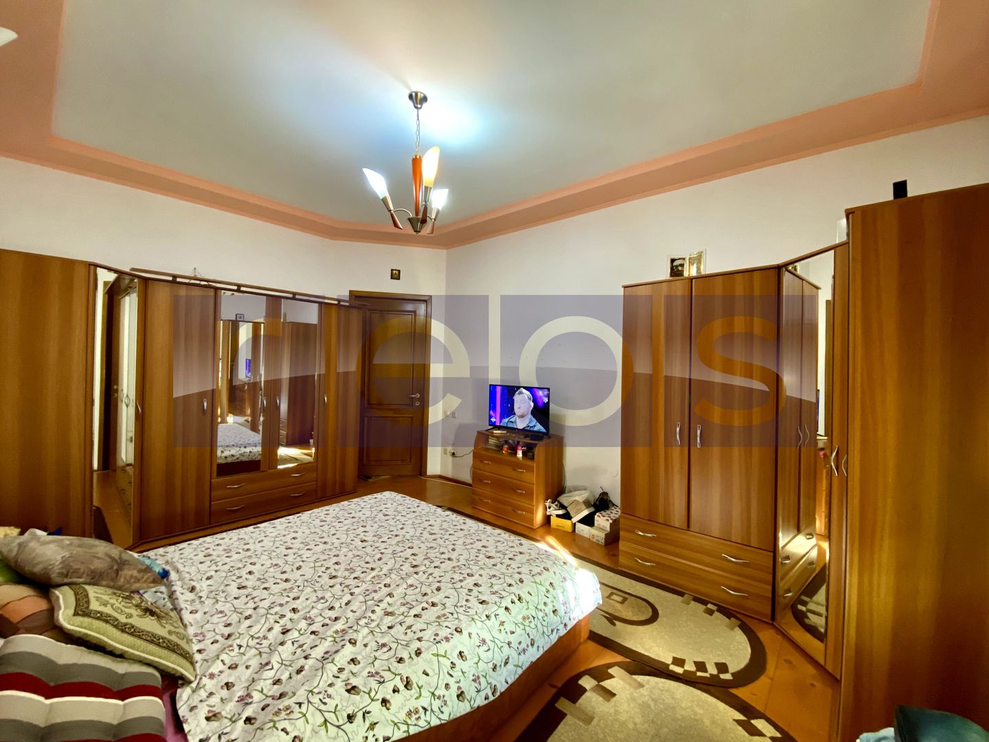 DE VANZARE 3 CAMERE 100 MP | BOXA 10 MP | SEBASTIAN | VULCAN CENTER - Poză 7