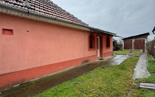 Casa de vanzare zona Sacadat - Poză 9