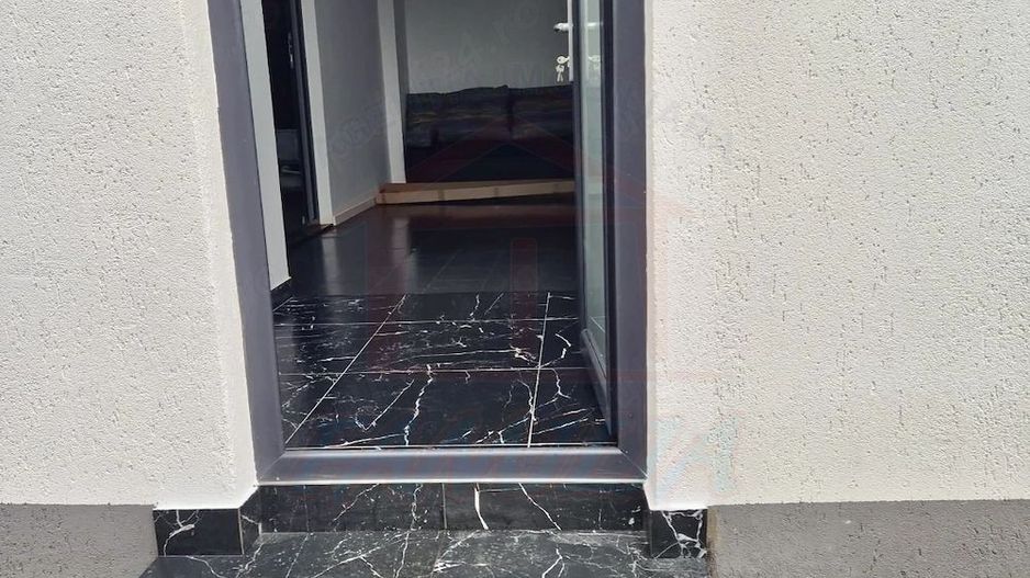 50ooo euro apartament modern. liber cu 2 camere la curte 42, 5 mp - Poză 22