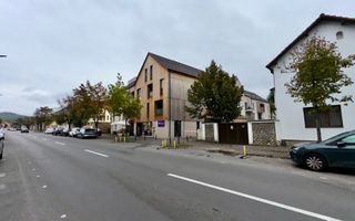 Apartament luminos cu 3 camere, complet mobilat, vedere panoramică spre Tâmpa - Poză 24