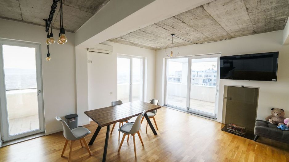 Apartament tip penthouse 3 camere cu priveliște - Poză 14