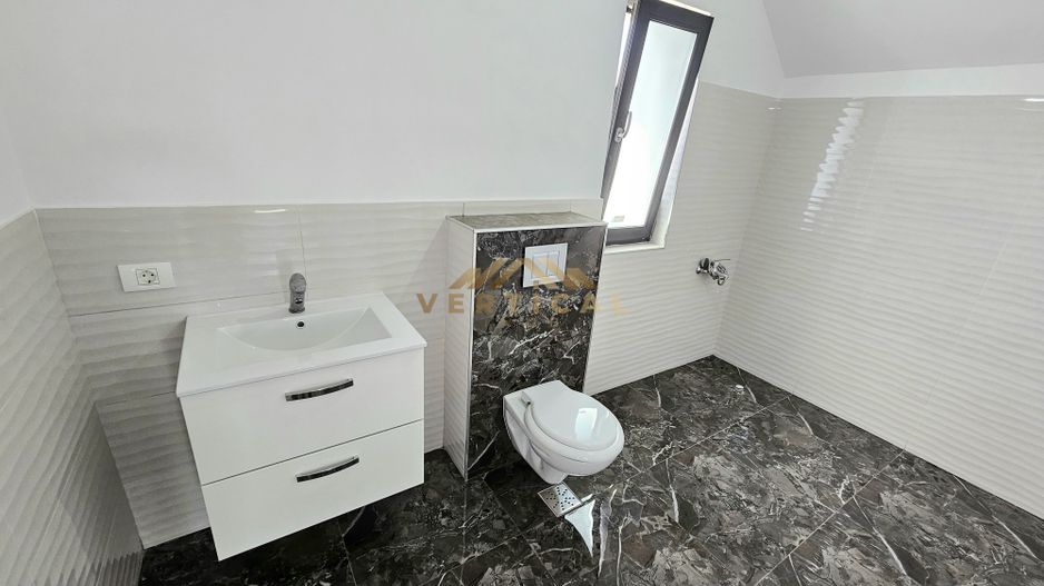 Vila 4 camere in centrul comunei Berceni - Poză 8