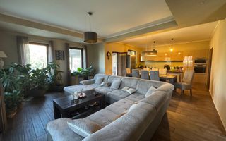 COMISION 0%. Pozitie centrala . Suprafata generoasa. Mobilat si utilat - Poză 1