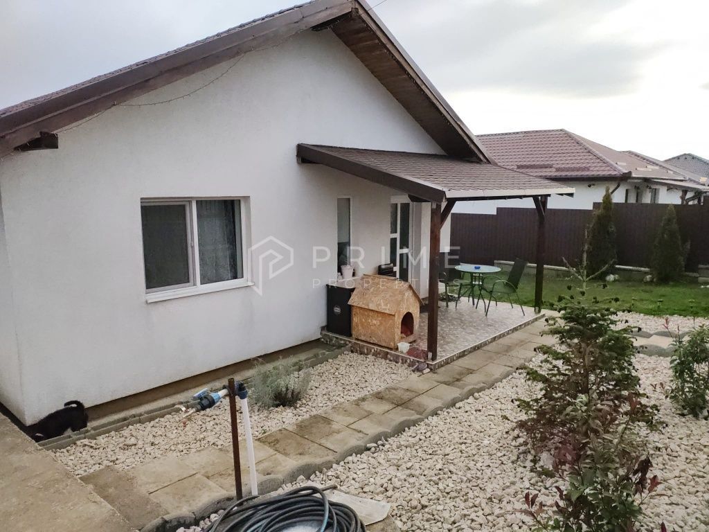 Casă superbă, pe un singur nivel – complet mobilată și utilată – Nazna - Poză 2