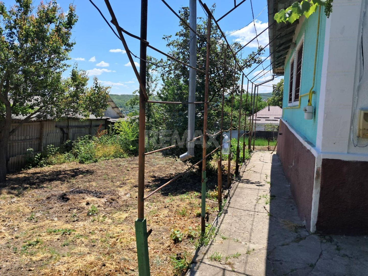 Casă de vânzare în Hâncești - Poză 9