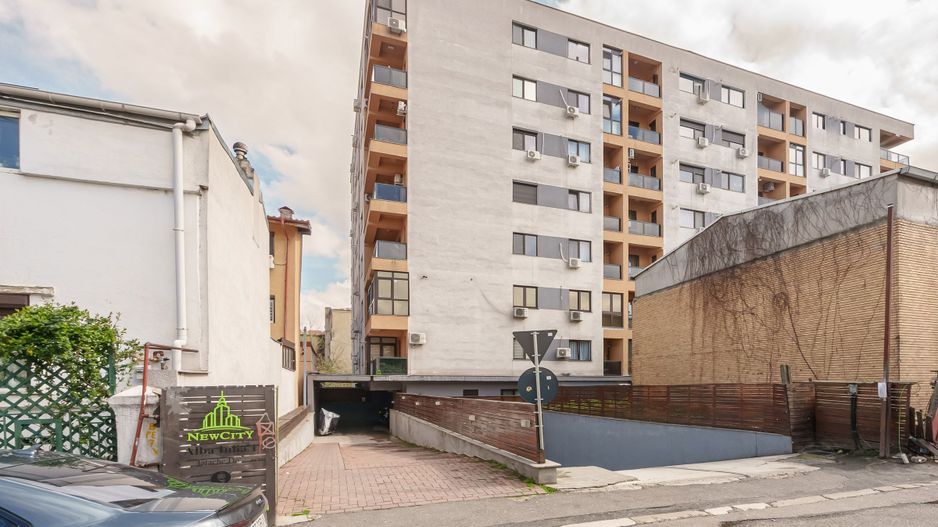 Garsoniera de inchiriat, zona Piata Alba Iulia - Arogant - planul doi - Poză 14