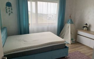 Casa Moara de Vant cu vedere superba spre lac si padure in zona SRU - Poză 2