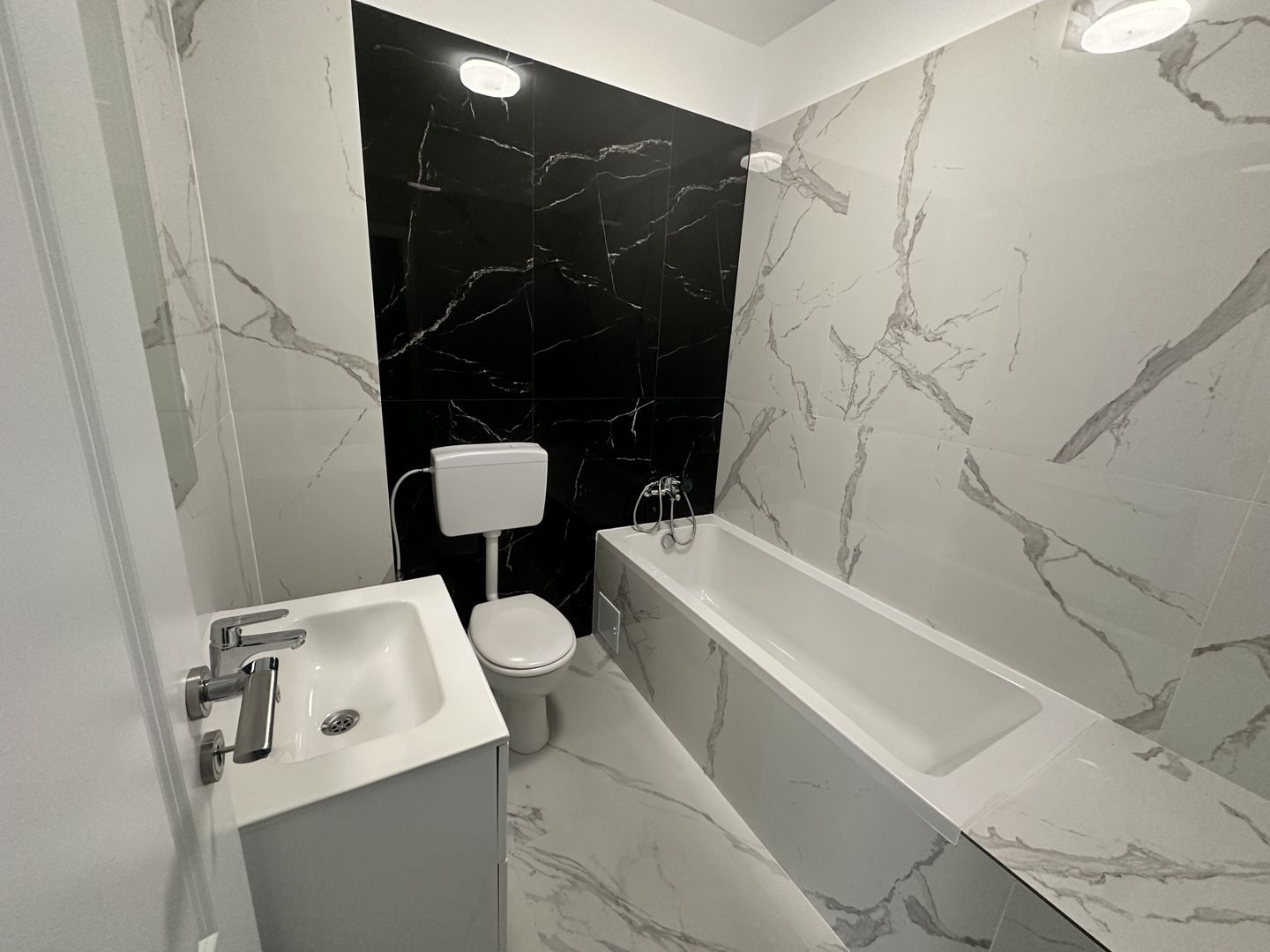 CASA TIP CUB MAGURELE, CURTE 74 MP, TOATE UTILITATILE, COMISION 0% - Poză 22