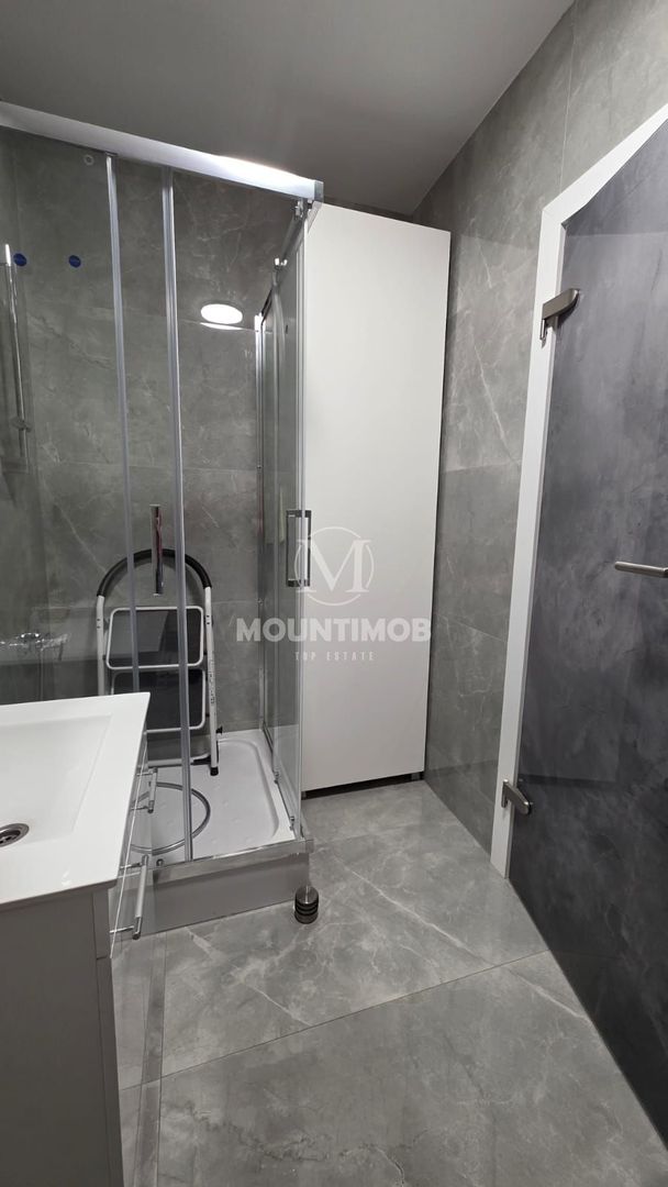 Birou Utilat si Mobilat, loc de parcare, Tractorul/Brasov - Poză 12