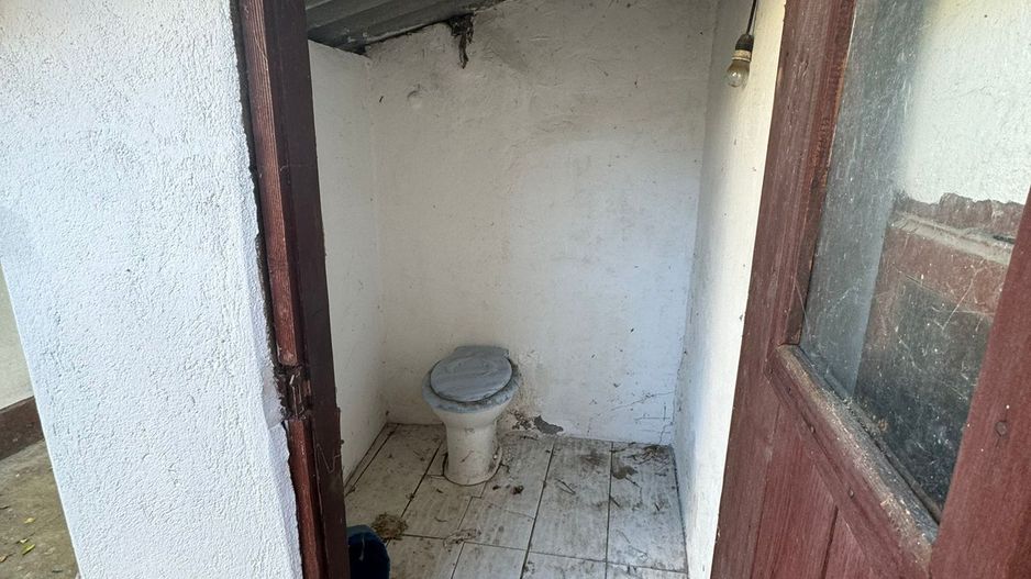 De vânzare  casă situată pe strada Mihail Sadoveanu - Poză 11