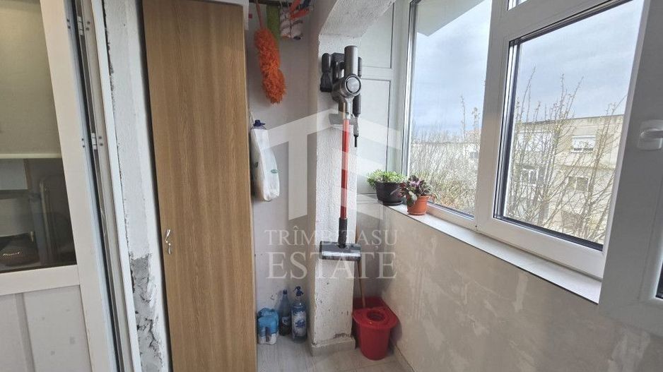 INEL I - Apartament cu centrala pe gaz, loc de parcare si pod de 60 mp - Poză 35