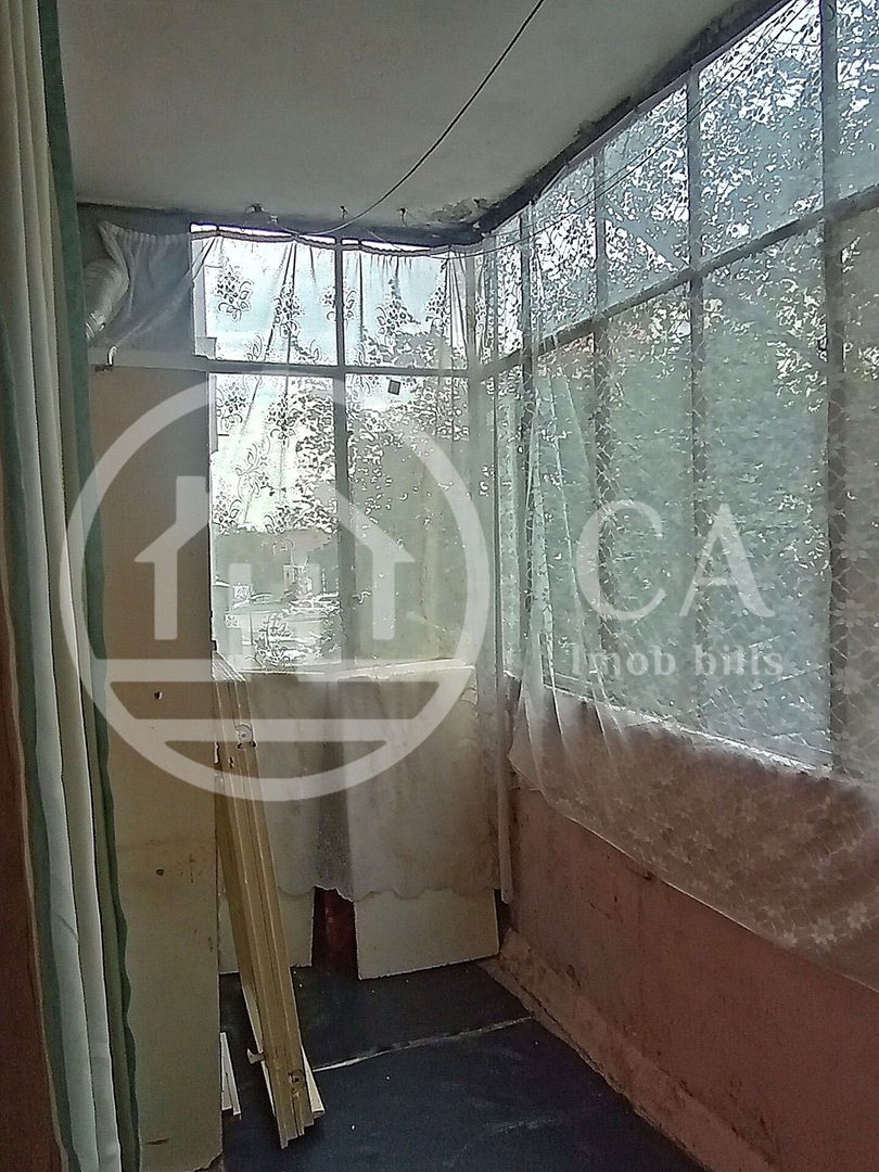 Apartament cu 2 camere de vanzare in zona Cantemir, Oradea - Poză 11