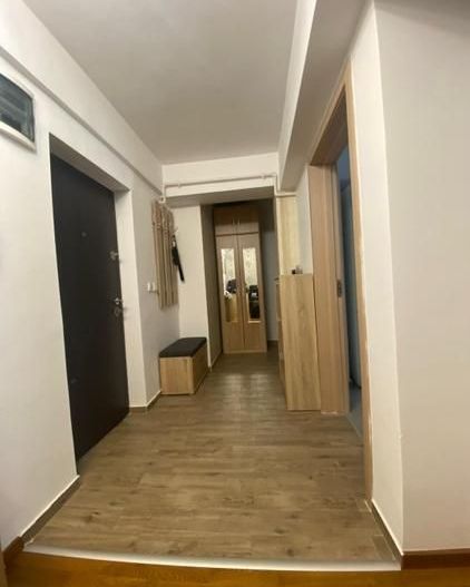 Apartament luminos, parcare inclusă, complex privat 2020 - Poză 2