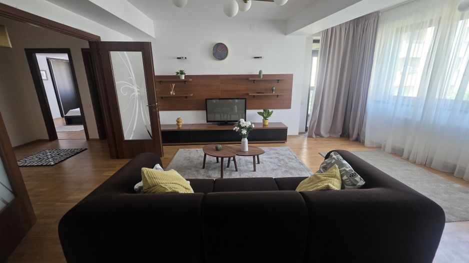 Apartament 3 camere | 132 mp | Băneasa | etaj 2 | parcare subterană - Poză 1