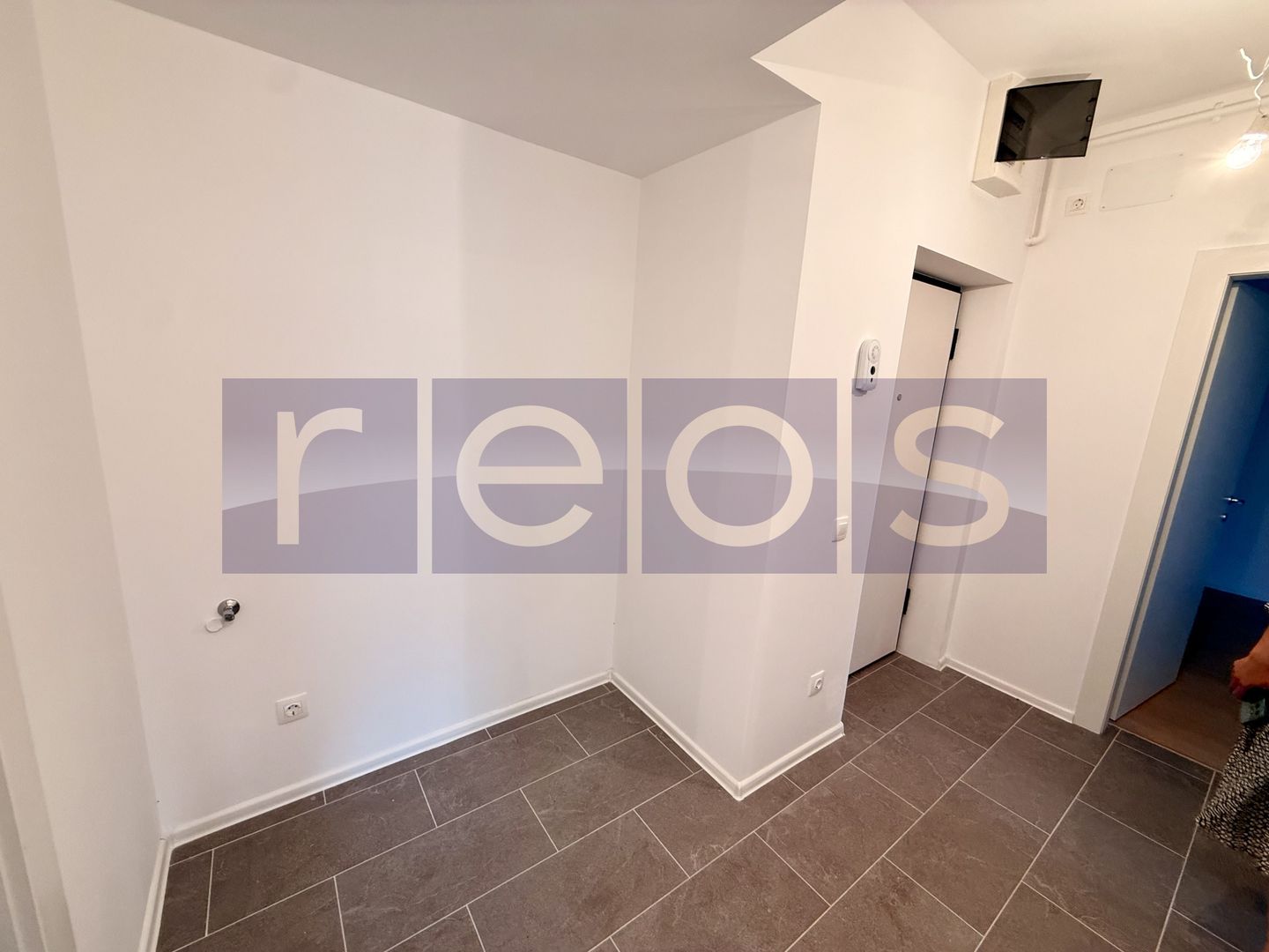 VANZARE 2 CAMERE | STRAULESTI | PISCINA PRIVATA A COMPLEXULUI - Poză 6
