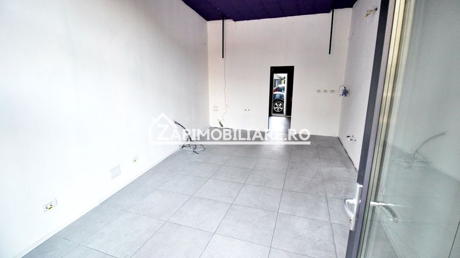 Spatiu Comercial Ultracentral 30 mp. - Poză 4