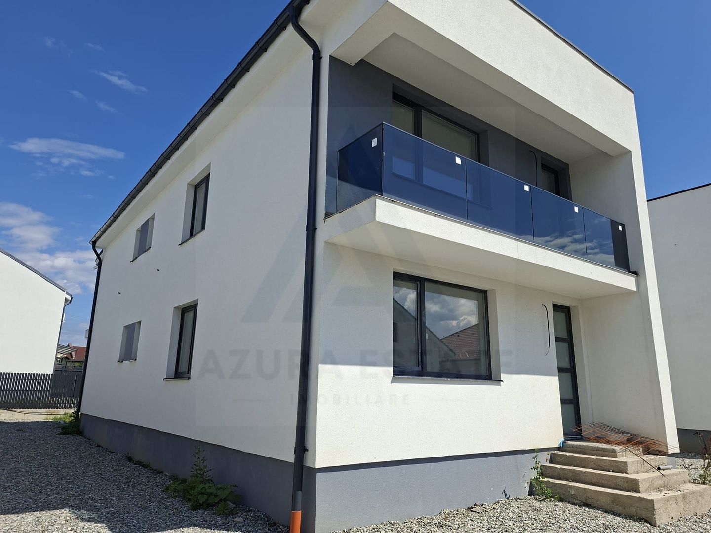 Casa moderna 3 camere P+1 curte privata libera 170 mp in Arhitectilor - Poză 1