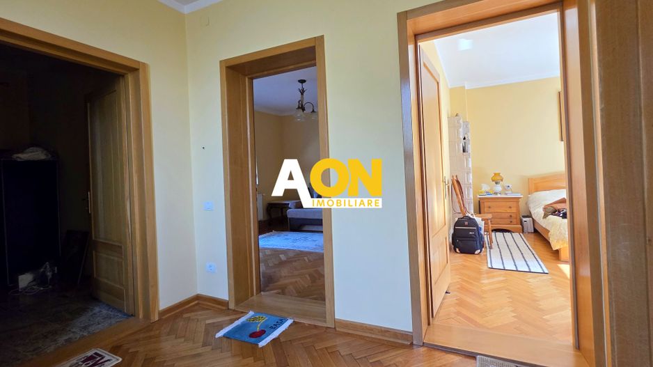Duplex mobilat, utilat, 4 camere, garaj, zona exclusivista, Cetate - Poză 10