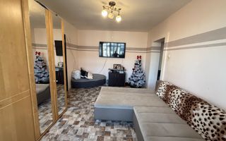 Ap 2 camere 49 mp!- școala centrală Câmpina - Poză 2