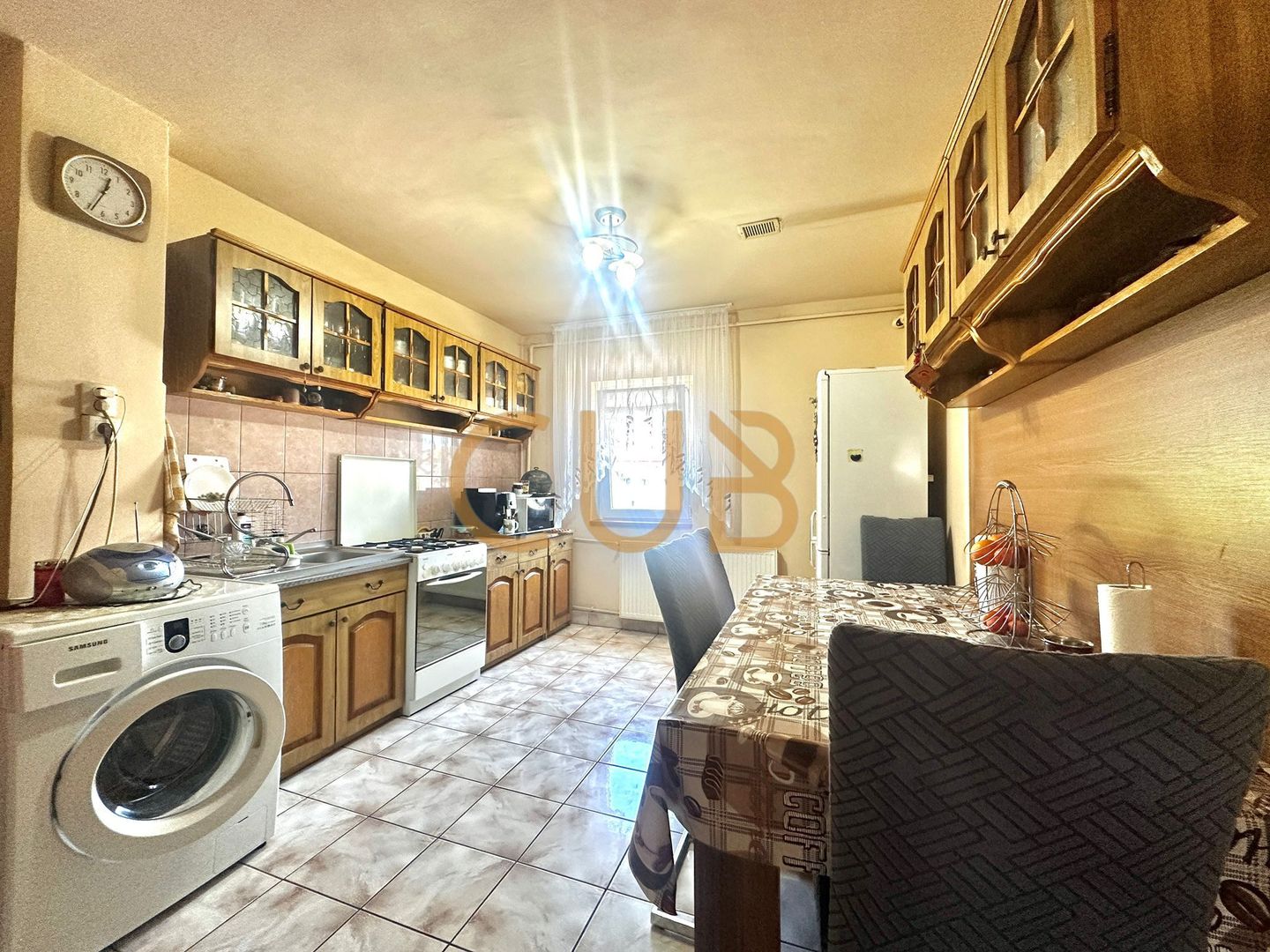 3cam mobilat+utilat|boxa+uscatorie, 2balcoane, centrala, AC | Aradului - Poză 2