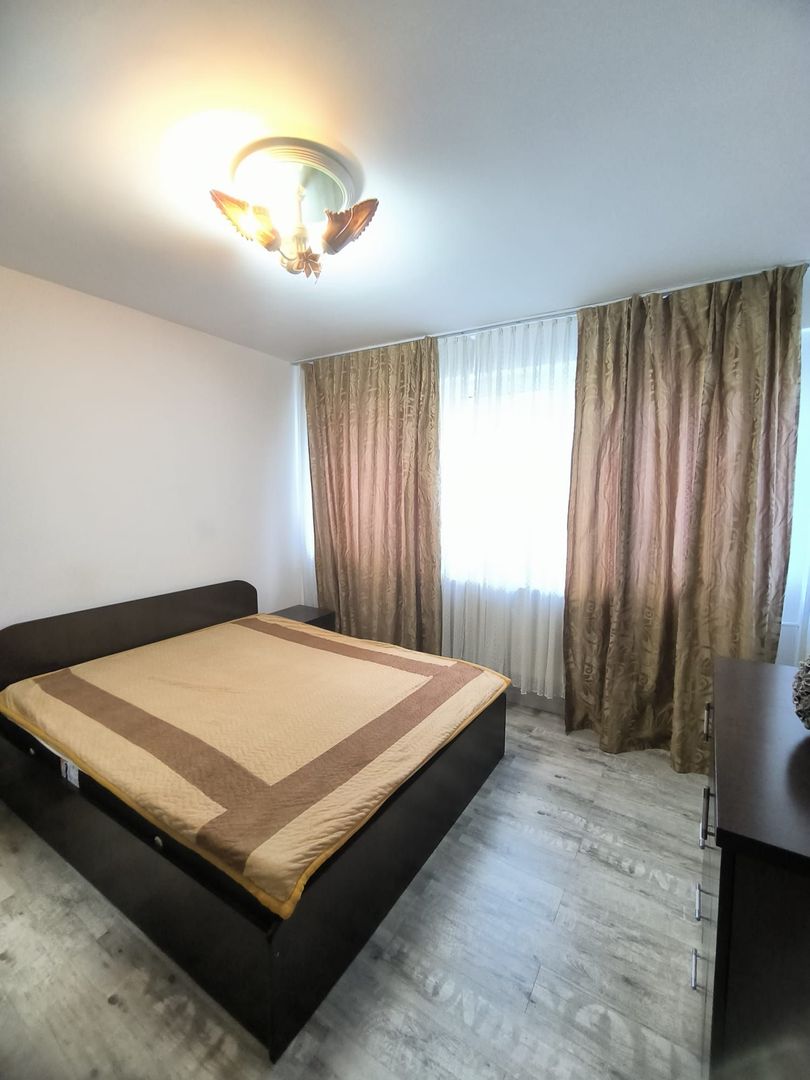 2 camere Eorii Revolutiei 2 minute metrou boiler - Poză 1