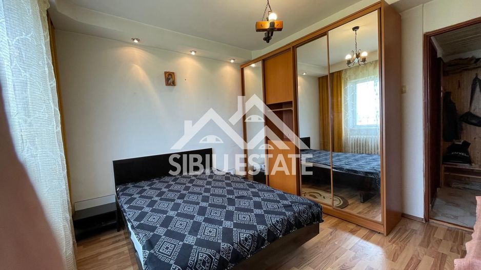 Apartament de vanzare cu 2 camere etaj 3 -Cartier Vasile Aaron - Poză 4