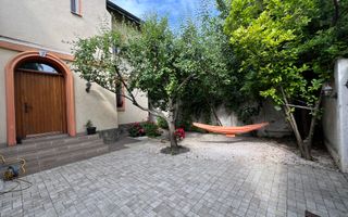 VANZARE 3 CAMERE | PARTER CASA INTERBELICA | 2 CURTI PROPRII | ZONA BELVEDERE - Poză 1