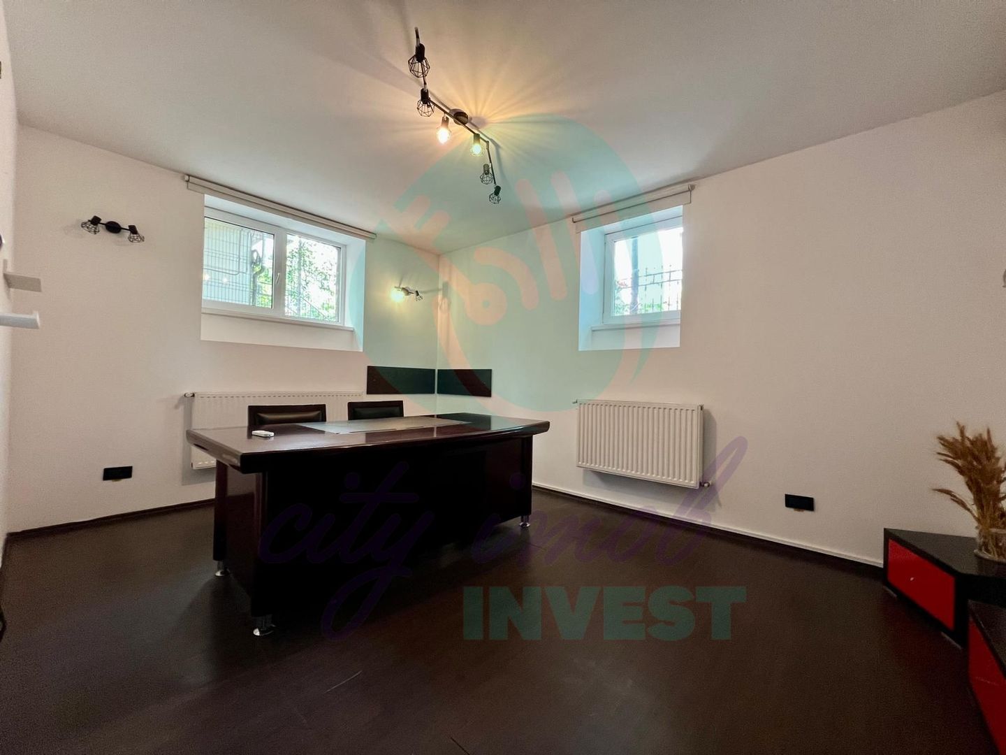 Apartament+Garaj Eroilor-Cotroceni in vila-Curte -Ideal pentru afacerea ta - Poză 3