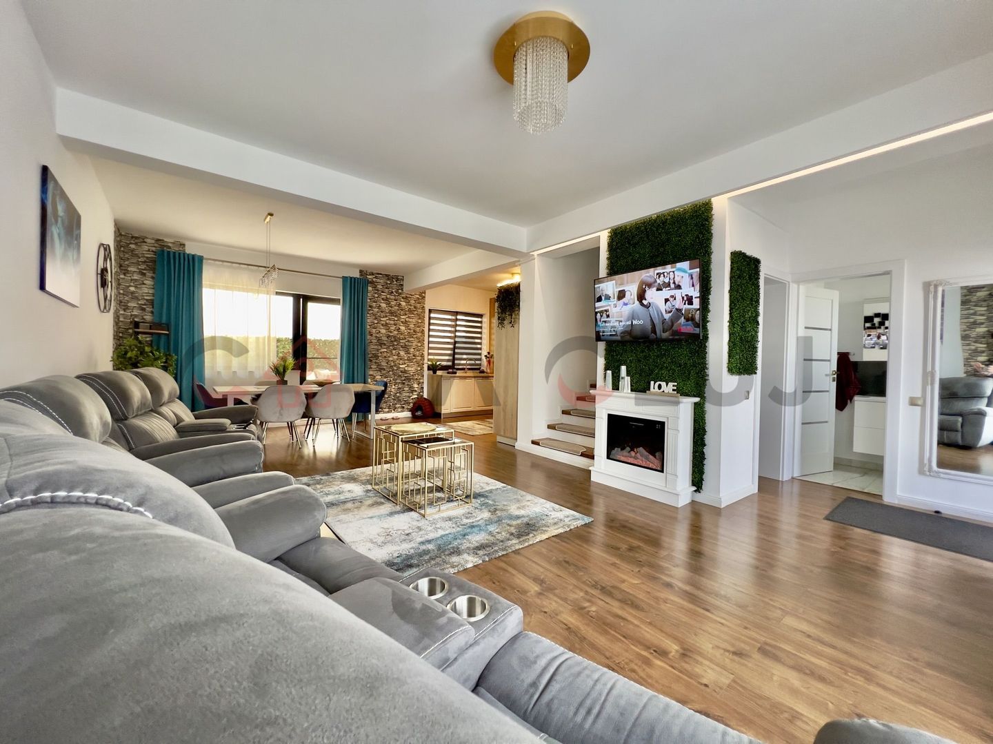 Casă ultrafinisată, la cheie, 2 minute de ViVo Mall!! - Poză 3