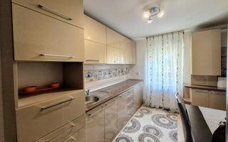 COMISION 0 I Apartament 3 camere | la cheie | etaj intermediar - Poză 1