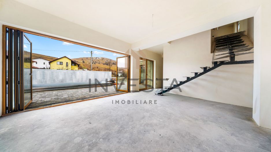 Casa individuala nZEB cu piscina, 501 mp teren, 160mp utili, Sanicoara - Poză 4