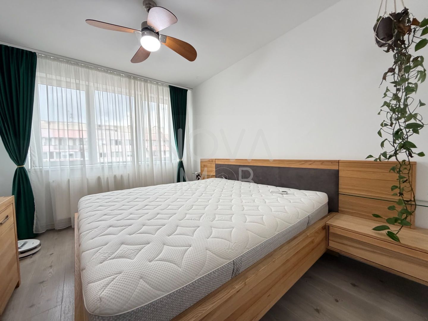 Apartament 3 camere, decomandat, Mihai Viteazu - Poză 3