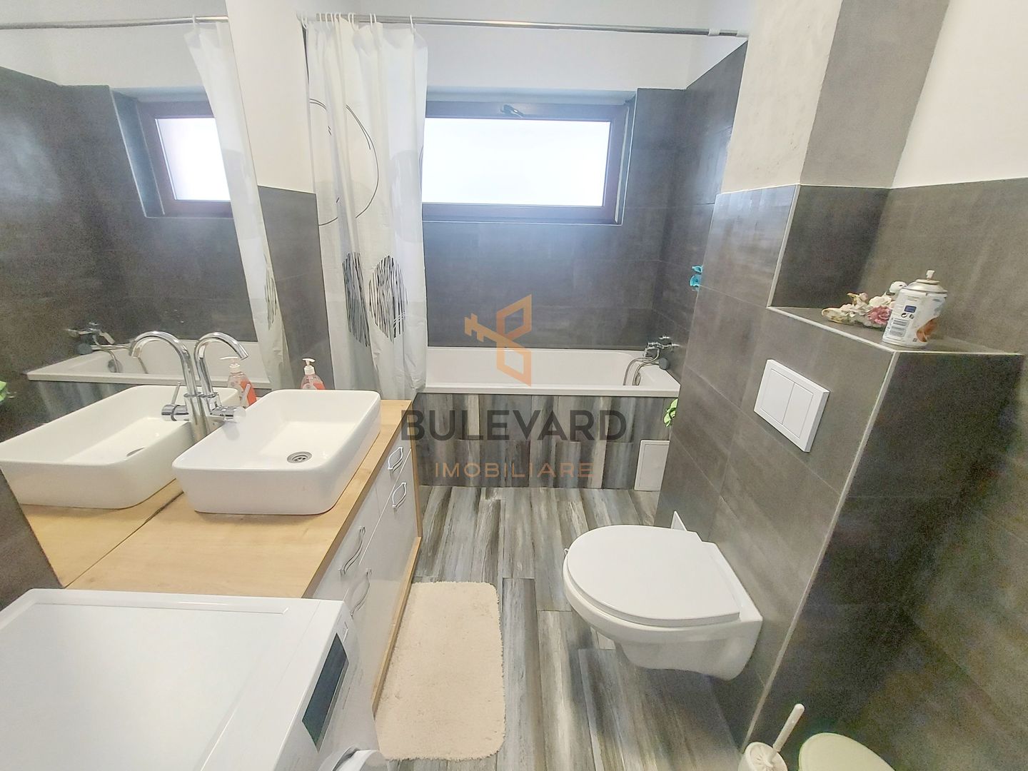 Apartament cu 3 camere Sub Cetate!! - Poză 12