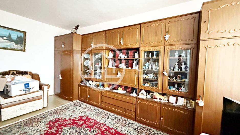 Apartament cu 3 camere de inchiriat in zona Rogerius, Oradea - Poză 2