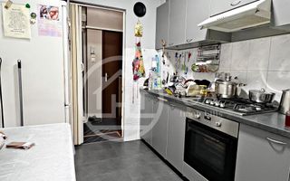 Apartament cu 3 camere de vanzare in zona Rogerius, Oradea - Poză 6