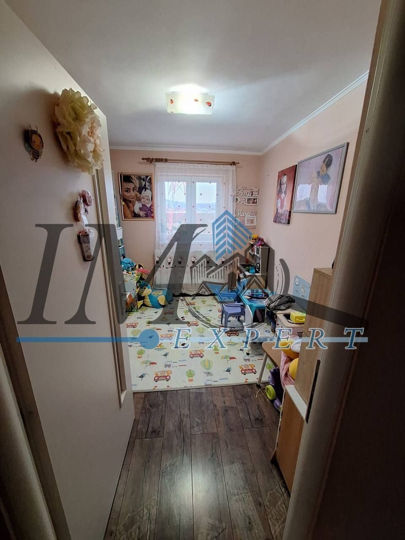 Apartament cu 3 camere de vânzare Alba Iulia - Poză 3