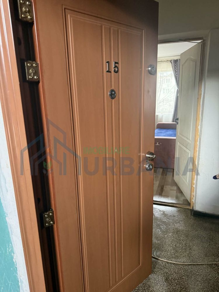 Apartament 3 camere semidecomandat, Podu Roș, țesătură, Iași - Poză 1