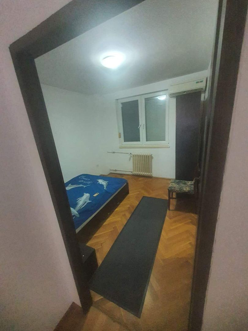 Decomandat aproape de Spitalul Judetean - Poză 5