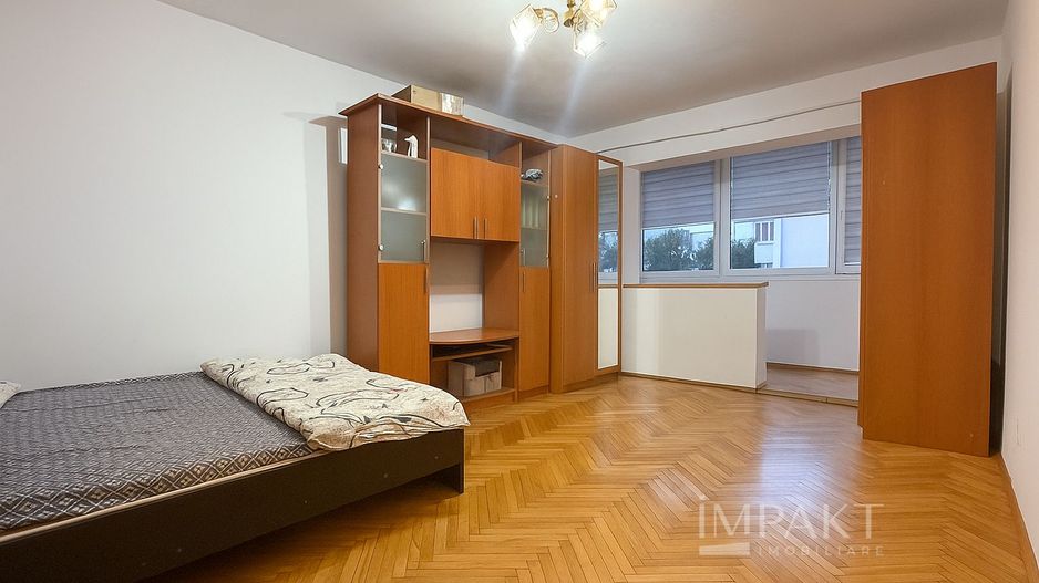 Apartament cu 2 camere decomandat pe str Nicolae Titulescu - Poză 4