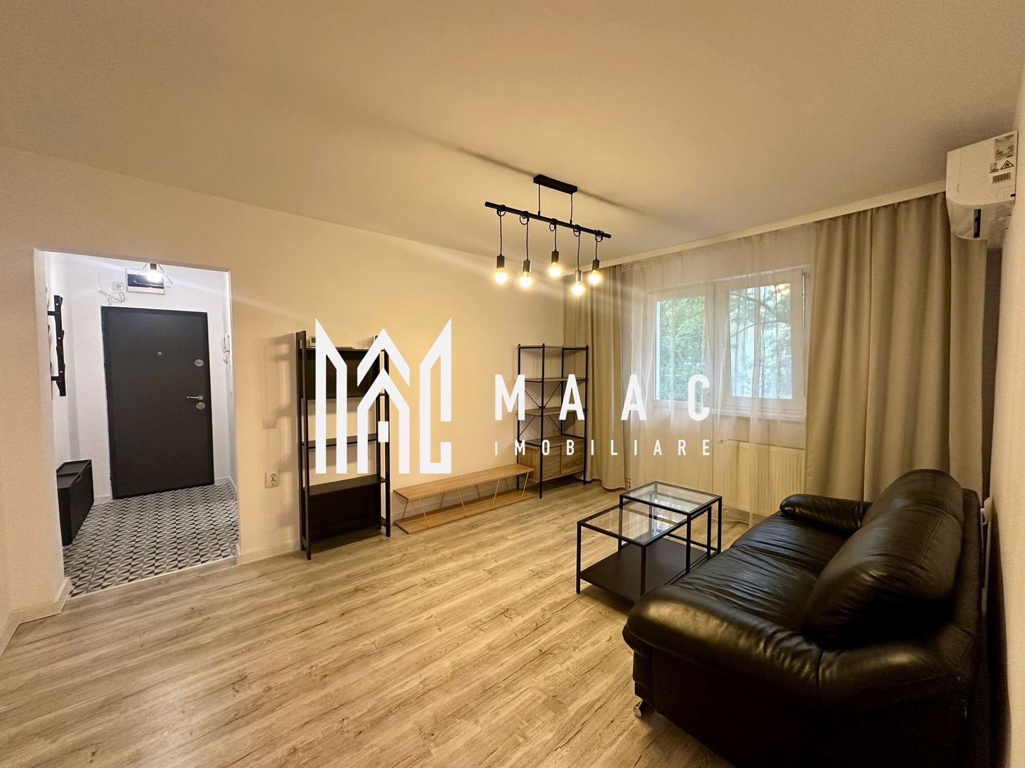 Apartament 3 Camere I Etaj 3 I Renovat I Mihai Viteazul - Poză 1