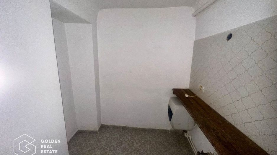 Spatiu comercial ultracentral, modern, 3 camere, locatie exceptionala - Poză 11