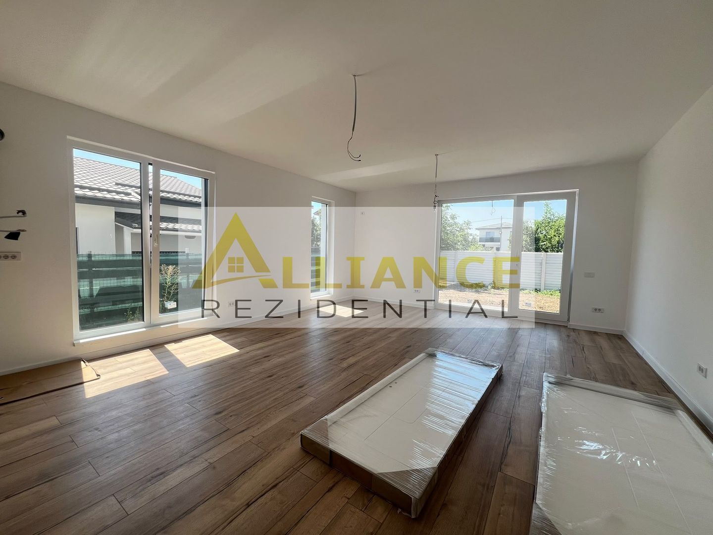 CASA PARTER-4 CAMERE- TEREN 456 MP-Cartierul Nou - Poză 9