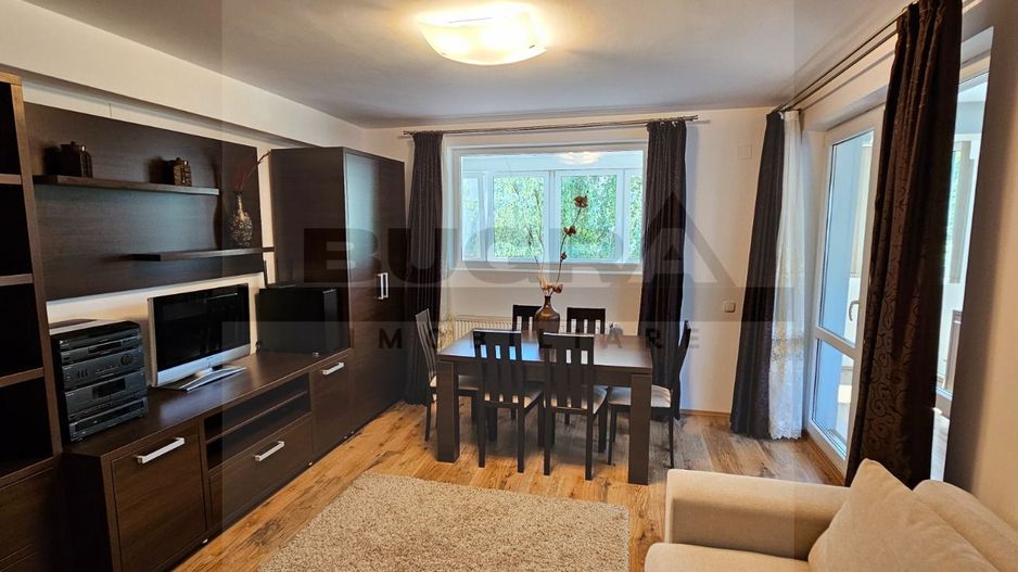 Apartament de 2 camere, decomandat, 73mp, parcare, zona Trifoiului - Poză 4