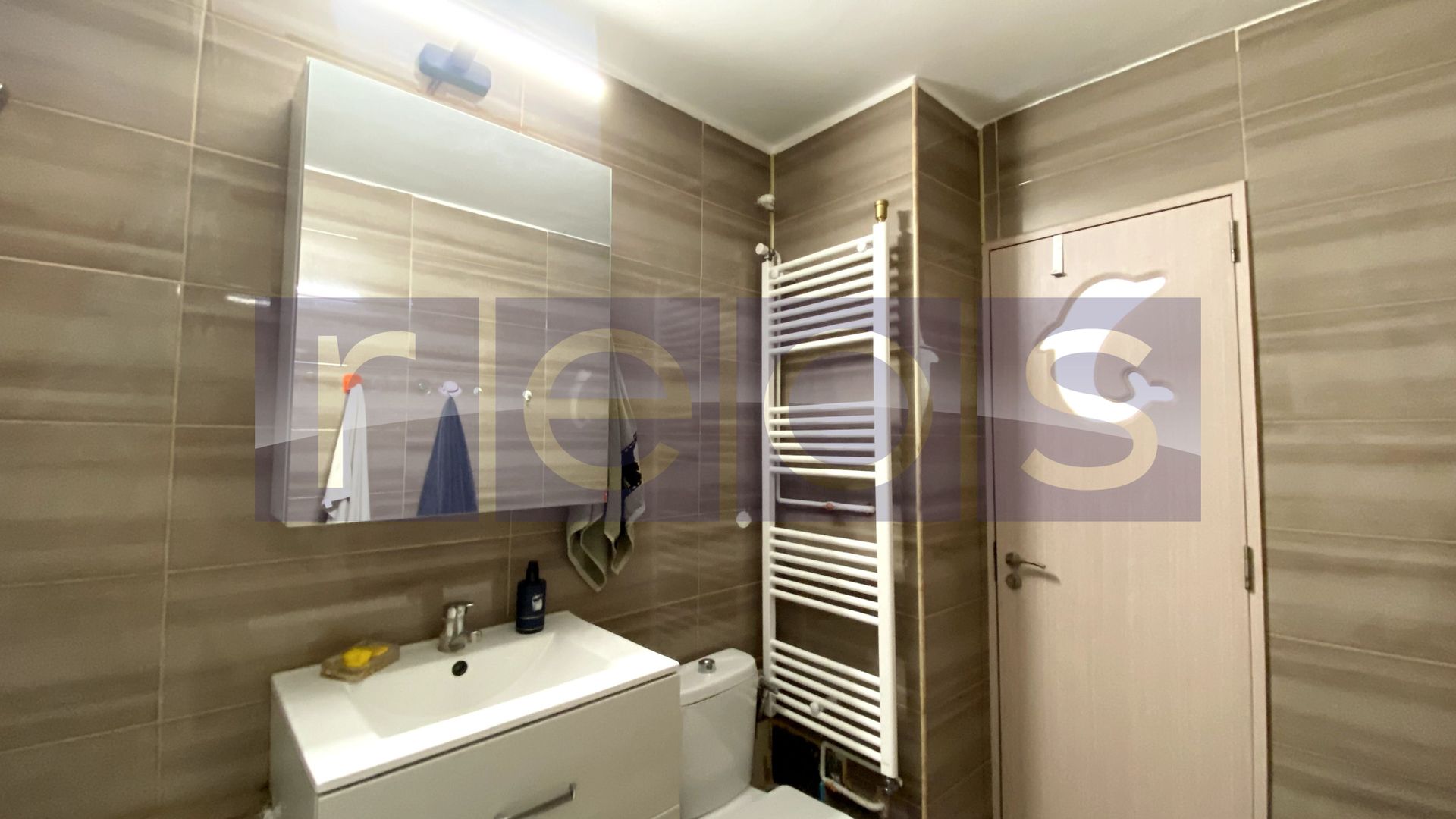 DE VANZARE APARTAMENT 3 CAMERE DECOMANDAT | ETAJ 1/4 | LOC PARCARE| DRUMUL SARII - Poză 16