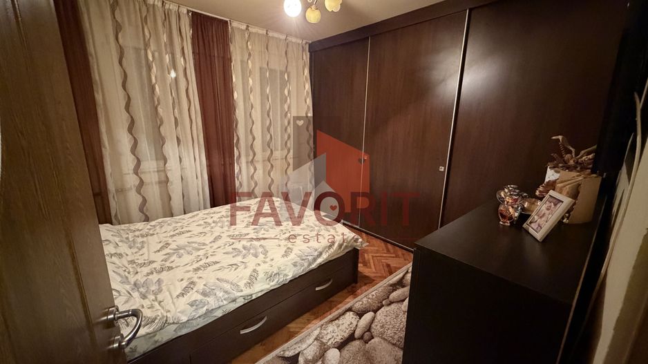 Etaj intermediar. Mobilat. Pozitie excelenta - Poză 12