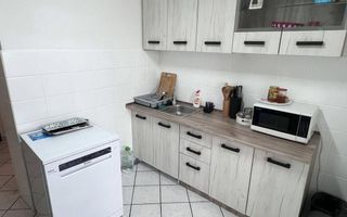 InvestZone vinde apartament 3 camere langa Bunexim - Poză 3