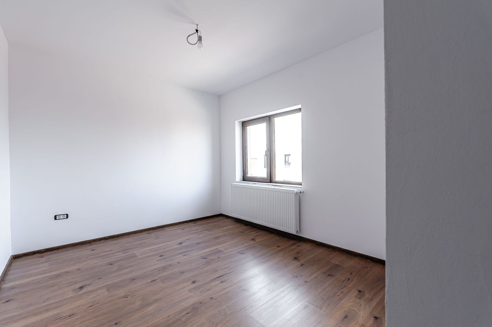 DUPLEX ÎN VILĂ NOUĂ CARTIER VIA CARMINA VLADIMIRESCU - Poză 7